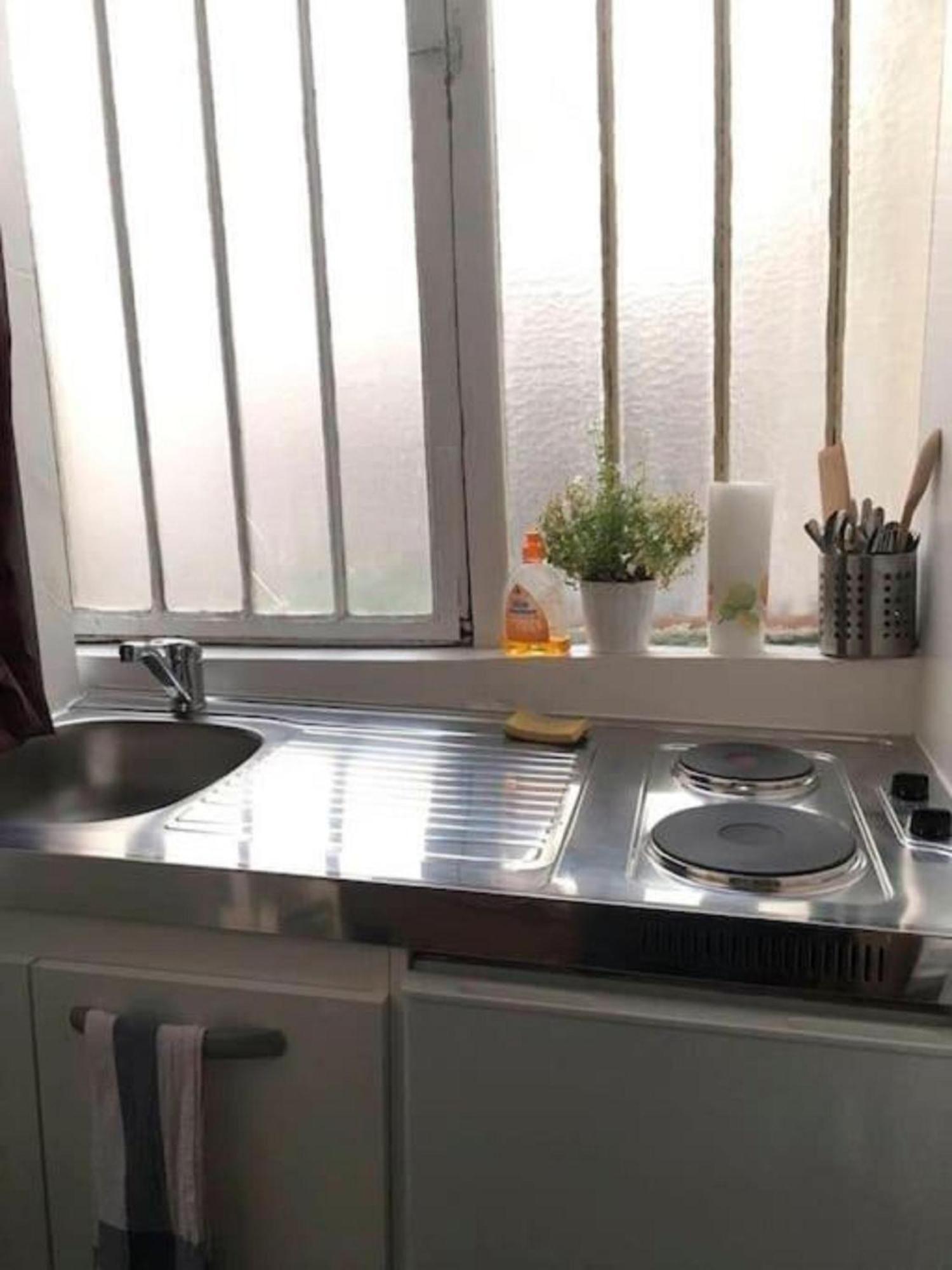 Maisonnette Studio Sur Cour Paris Dış mekan fotoğraf